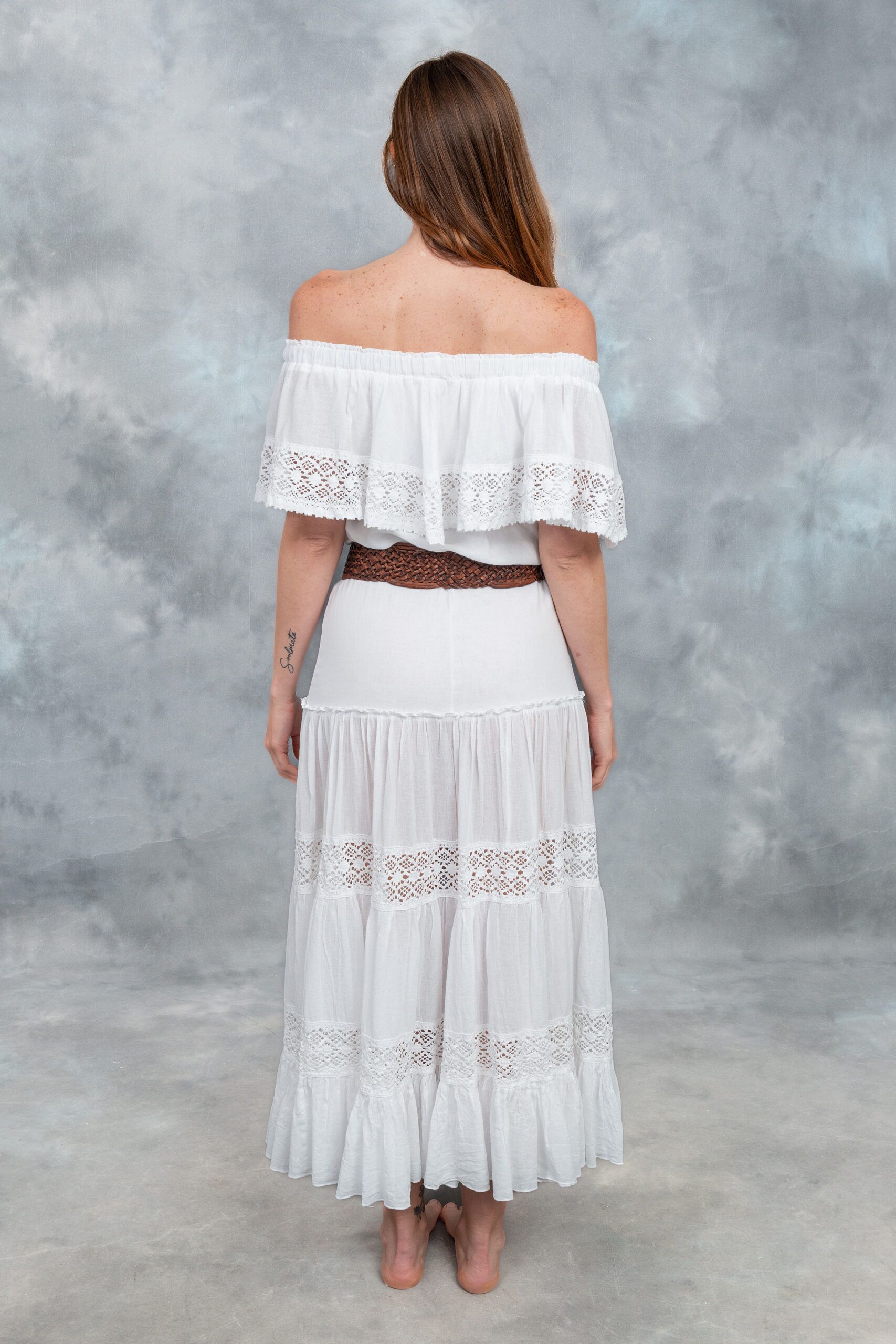 Falda blanca ibicenca